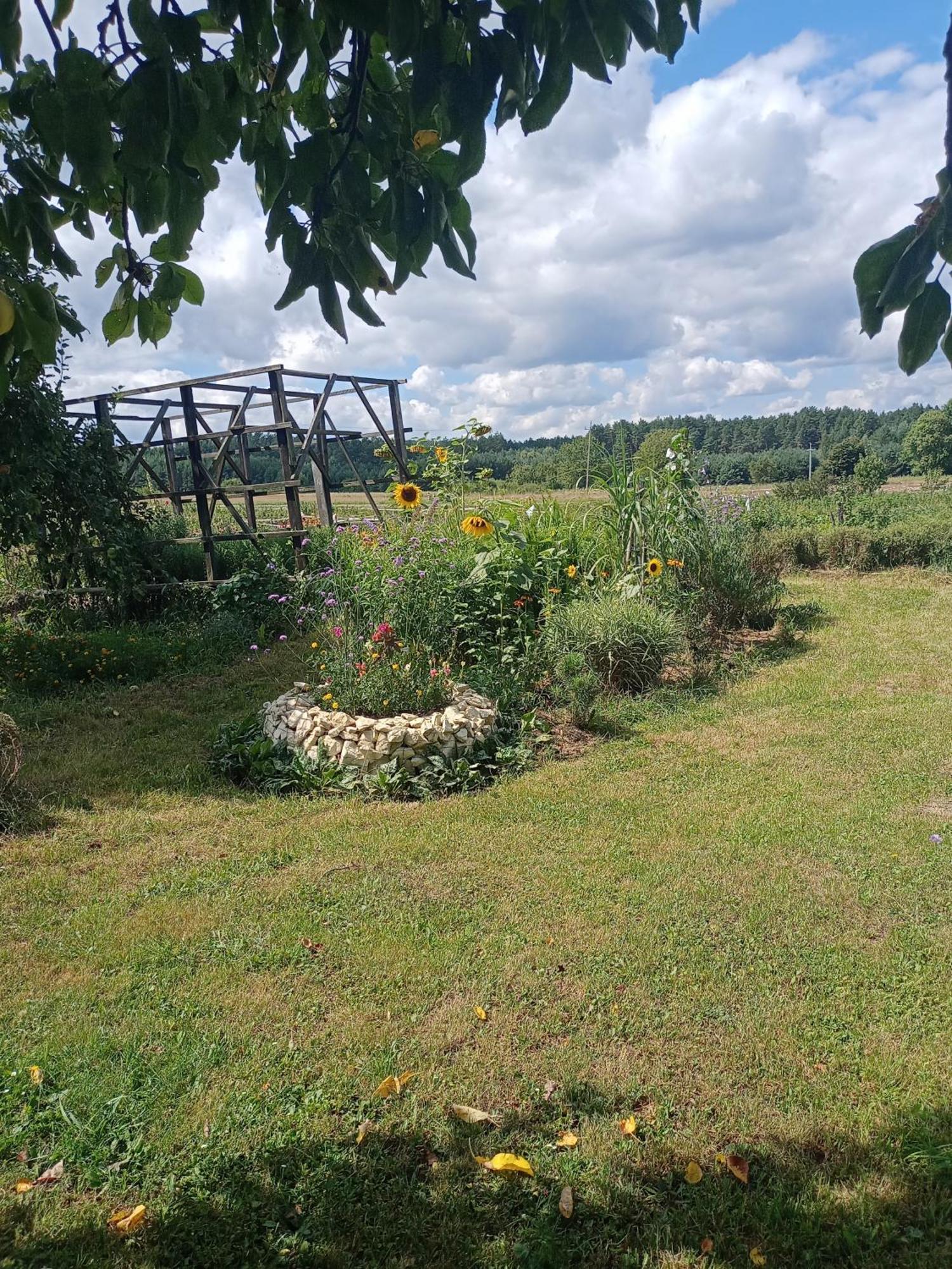 Agroturystyka "Pod Bluszczem" Krasnobród Exterior foto